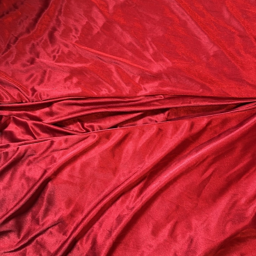 Elegant Red holiday Evening Gown, medium - Picture 8 of 8